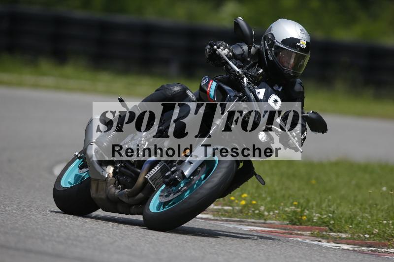 /Archiv-2024/29 12.06.2024 MOTO.CH Track Day ADR/Gruppe gelb/102